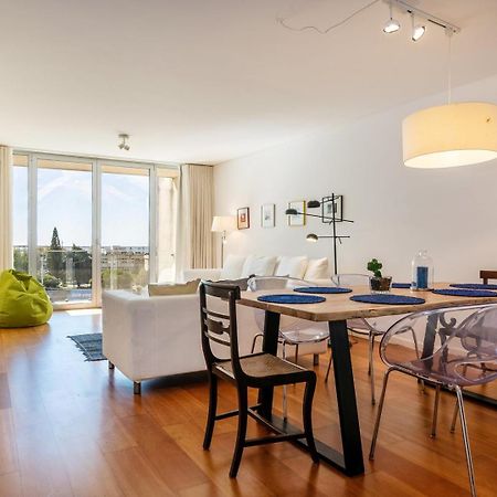Апартаменти Guestready - Alges Apt With Stunning Rooftop Pool Екстер'єр фото