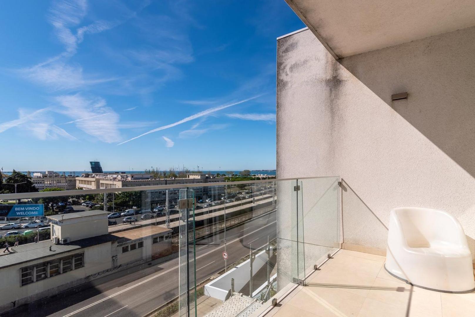 Апартаменти Guestready - Alges Apt With Stunning Rooftop Pool Екстер'єр фото