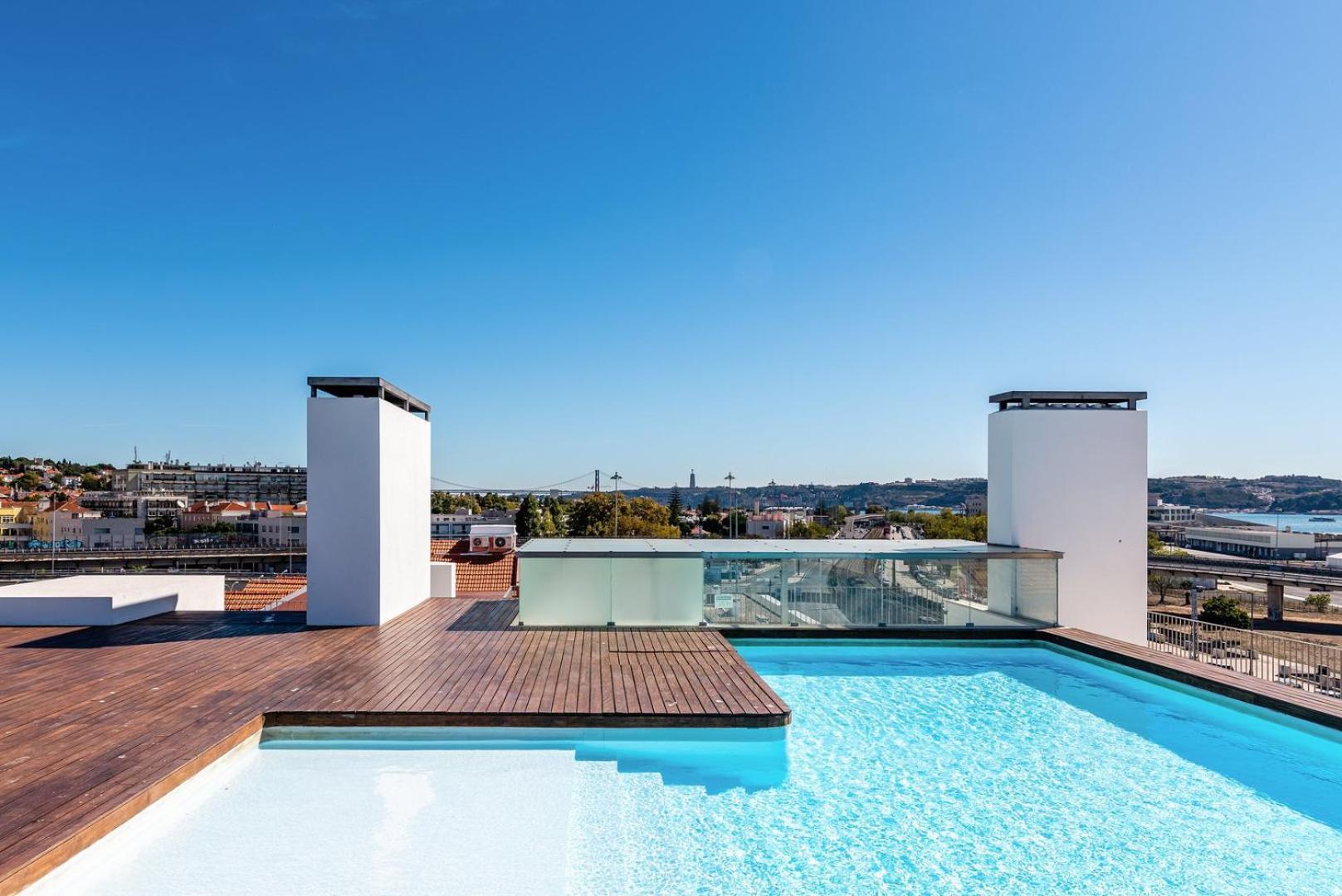 Апартаменти Guestready - Alges Apt With Stunning Rooftop Pool Екстер'єр фото